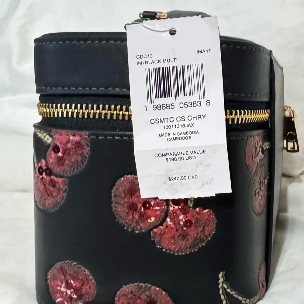 Coach leather cosmetic case black with red cherry's, interior mirror‎ NWT